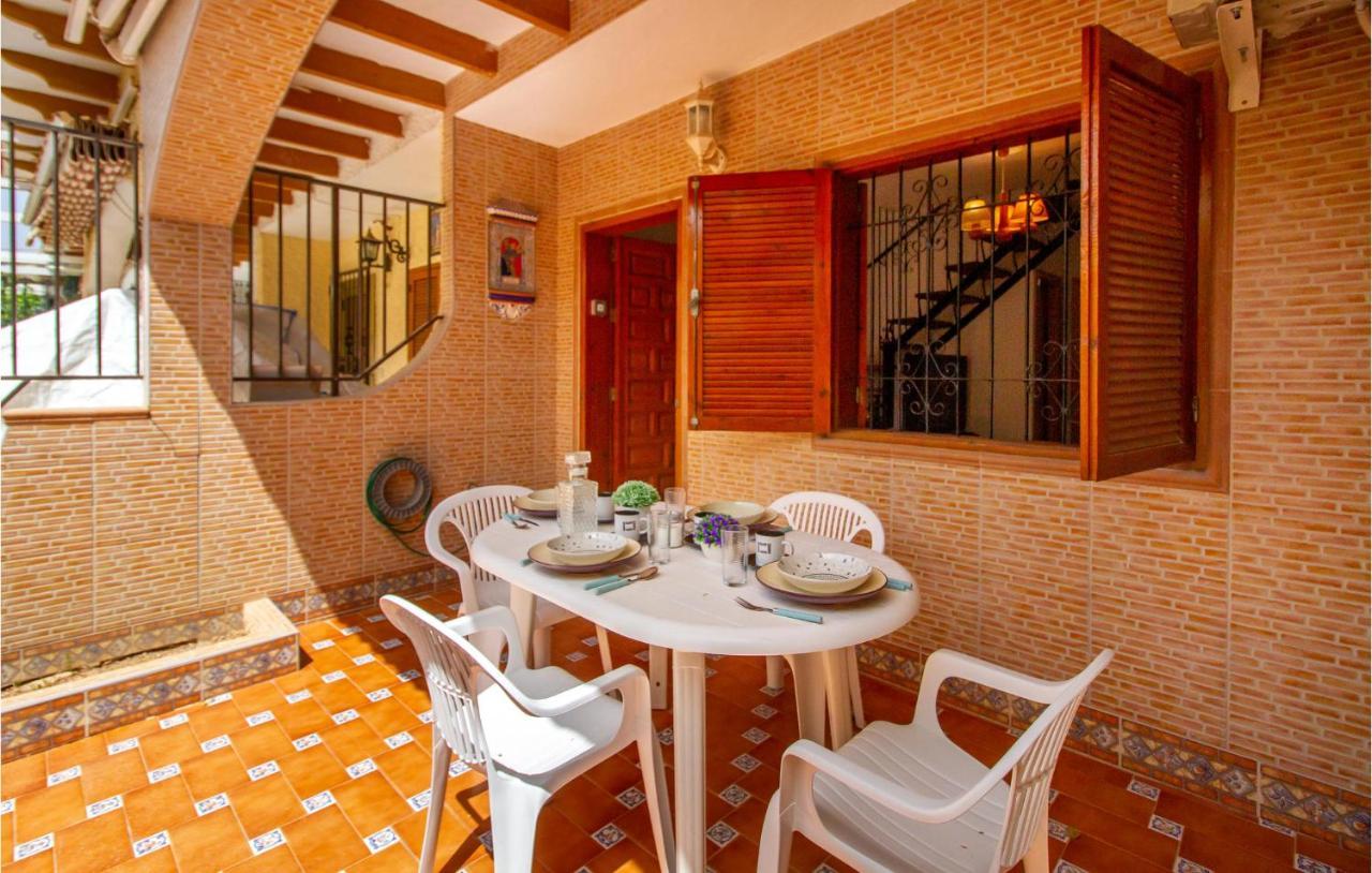 Stunning Home In Los Alcazares With Kitchen Exterior foto